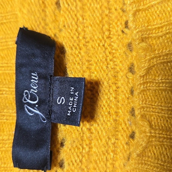 J.Crew Yellow Knit Sweater Womens Soft Lightweight Pullover Womens Small - Picture 6 of 11